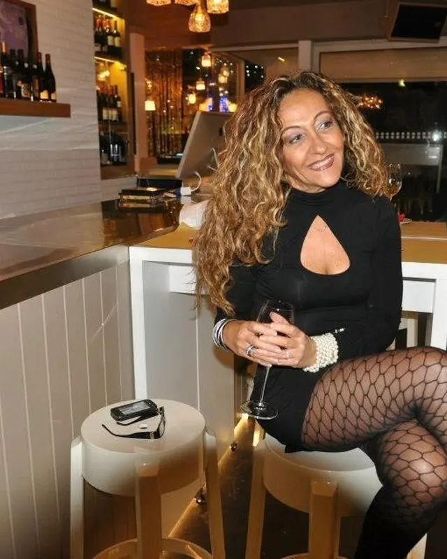 Cecilia, 46 ans, plan cul à Pré-en-Pail-Saint-Samson