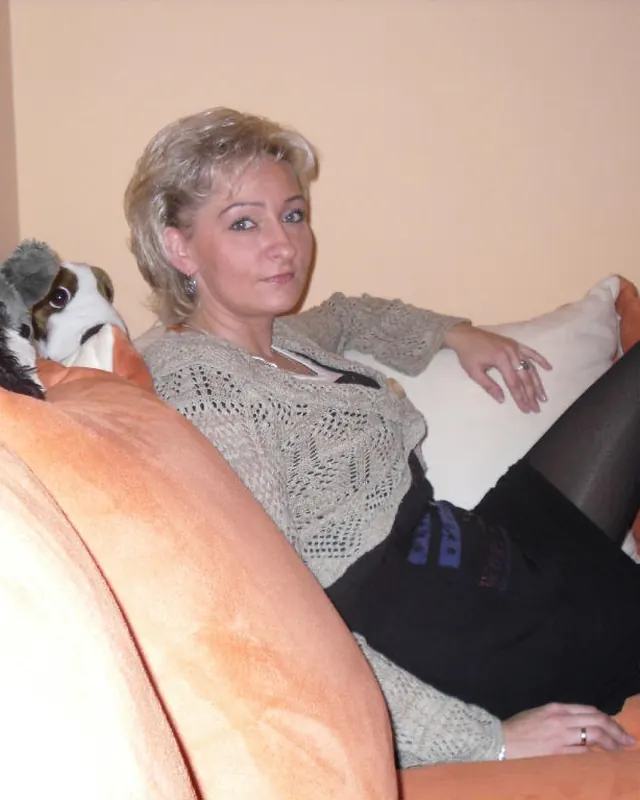 Clotilde, 42 ans, plan cul à Le Palais-sur-Vienne