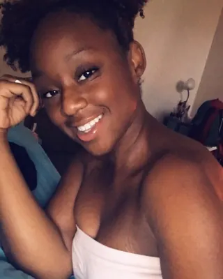 Dorcas, 29 ans, plan cul à Aiglemont
