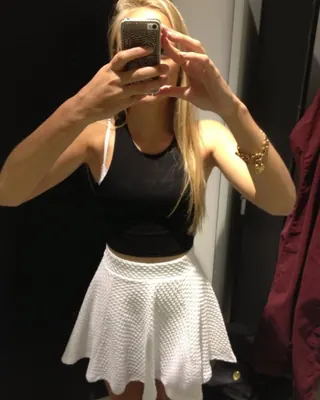 Florencia, 20 ans, plan cul à Deville