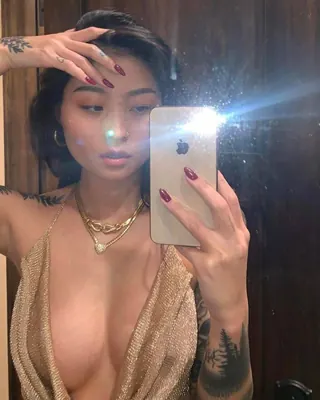 Kim, 29 ans, plan cul à Maubert-Fontaine