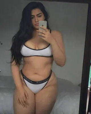 Nora, 26 ans, plan cul à Lille
